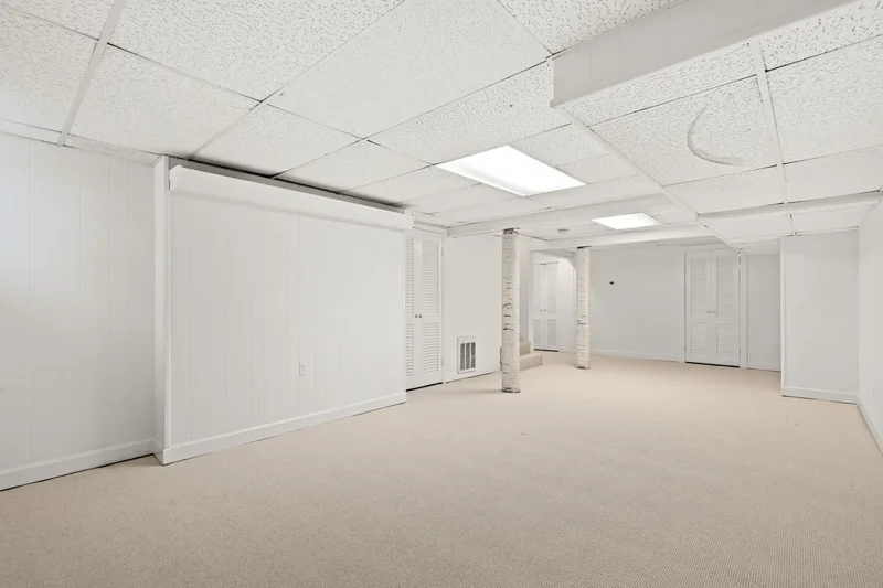 5826 NW Nevada Avenue NW , Washington, DC 20015, Washington, District of Columbia, United States. - Photo 32