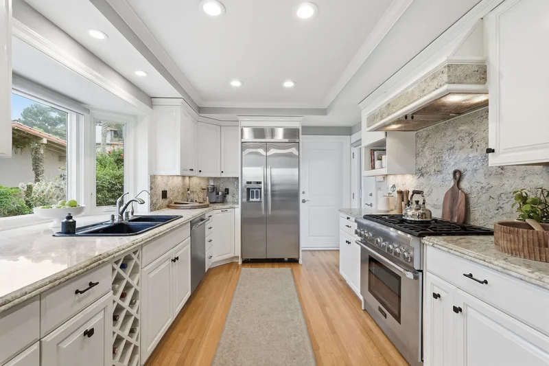 1609 Vía Montemar , Palos Verdes Estates, CA 90274, Rolling Hills Estates, California, United States. - Photo 9