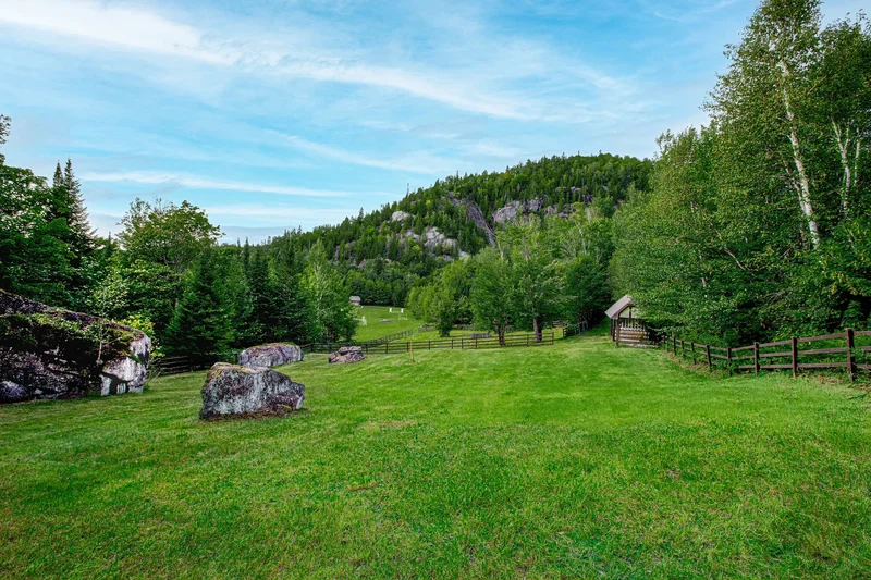 2830 Rue du Vésinet, Val-Morin, QC J0T 2R0, Sainte-Adèle, Quebec, Canada. - Photo 27