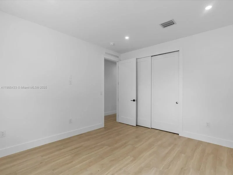 1259 SW 20th St, Miami, Florida, United States. - Photo 48