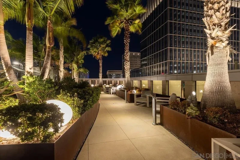 888 W E Street 1001, San Diego, California, United States. - Photo 44