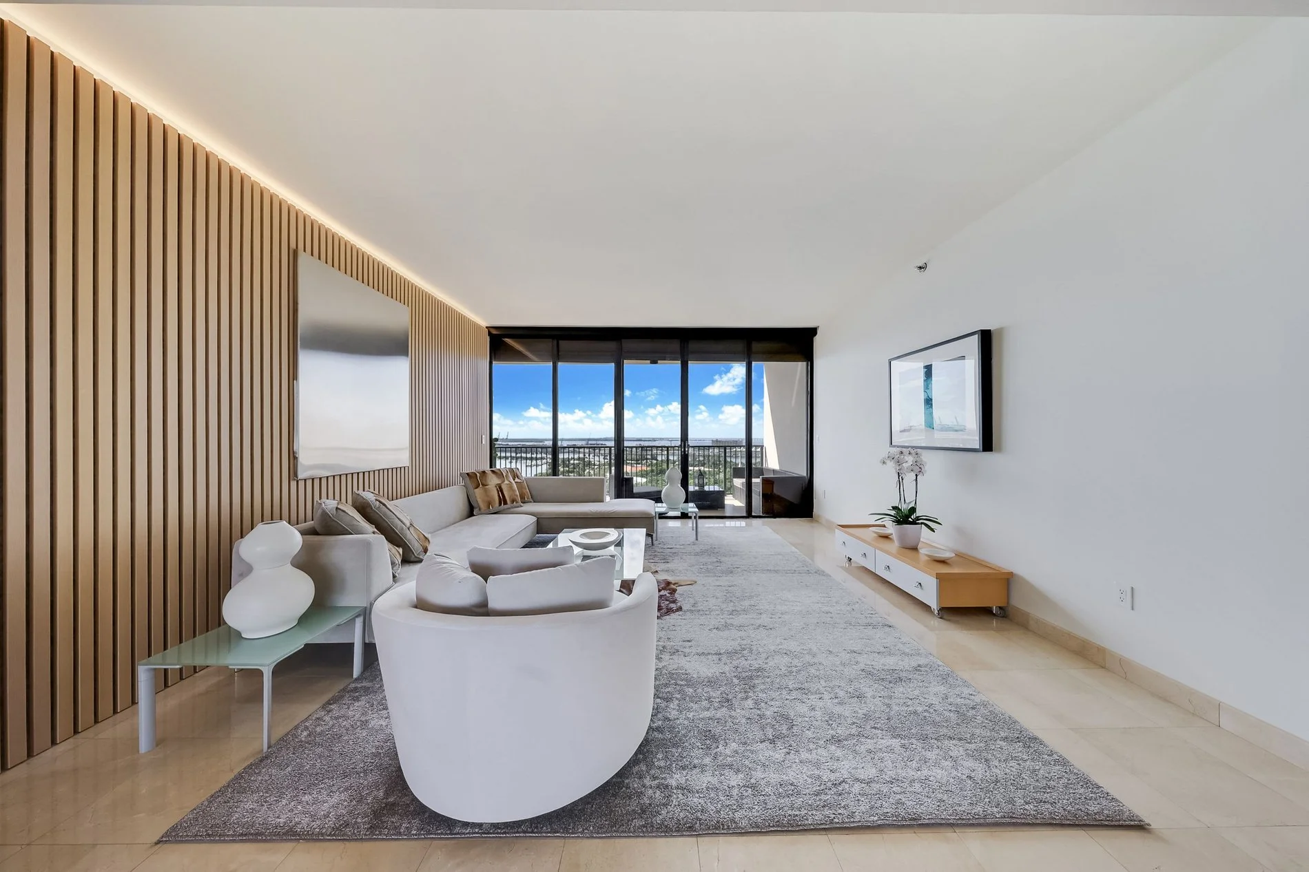 1000 Venetian Way , Miami Beach, FL 33139, Miami Beach, Florida, United States. - Photo 20