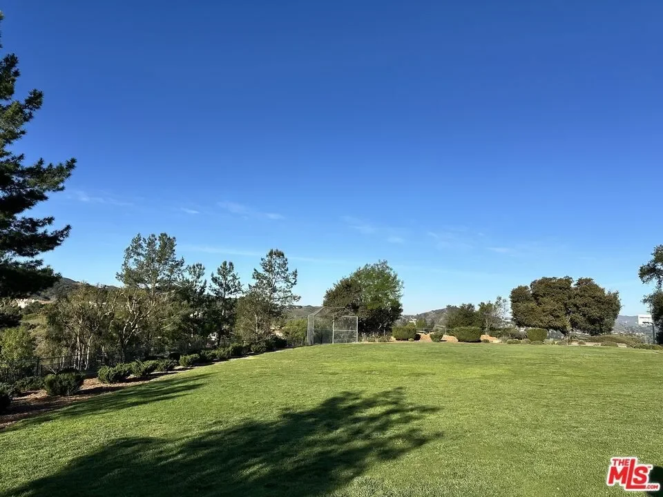 22248 Cairnloch Street, Hidden Hills, California, United States. - Photo 26