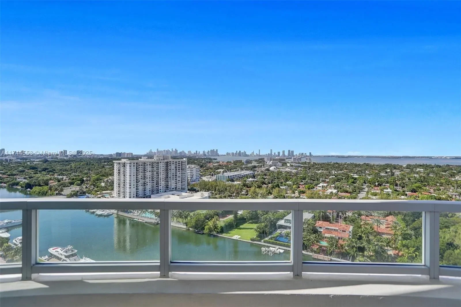 4401 Collins Ave 2114/2116, Miami Beach, Florida, United States. - Photo 3
