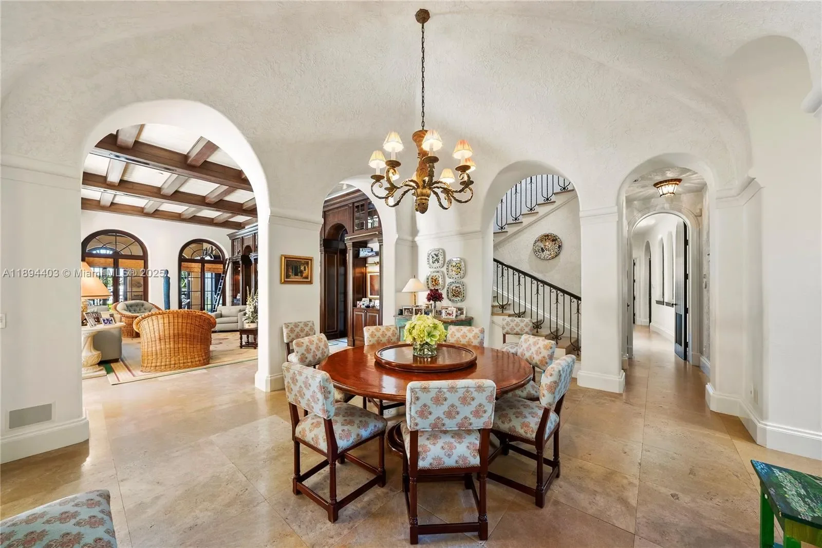 50 Casuarina Concourse, Miami, Florida, United States. - Photo 19