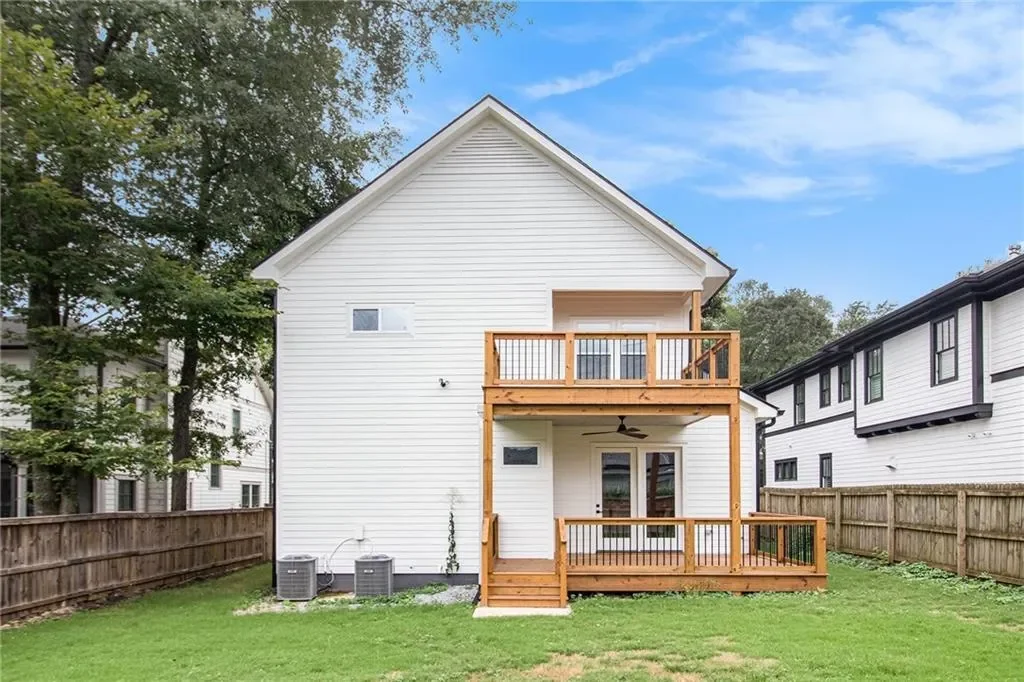 2018 Presley Way NE, Atlanta, Georgia, United States. - Photo 13