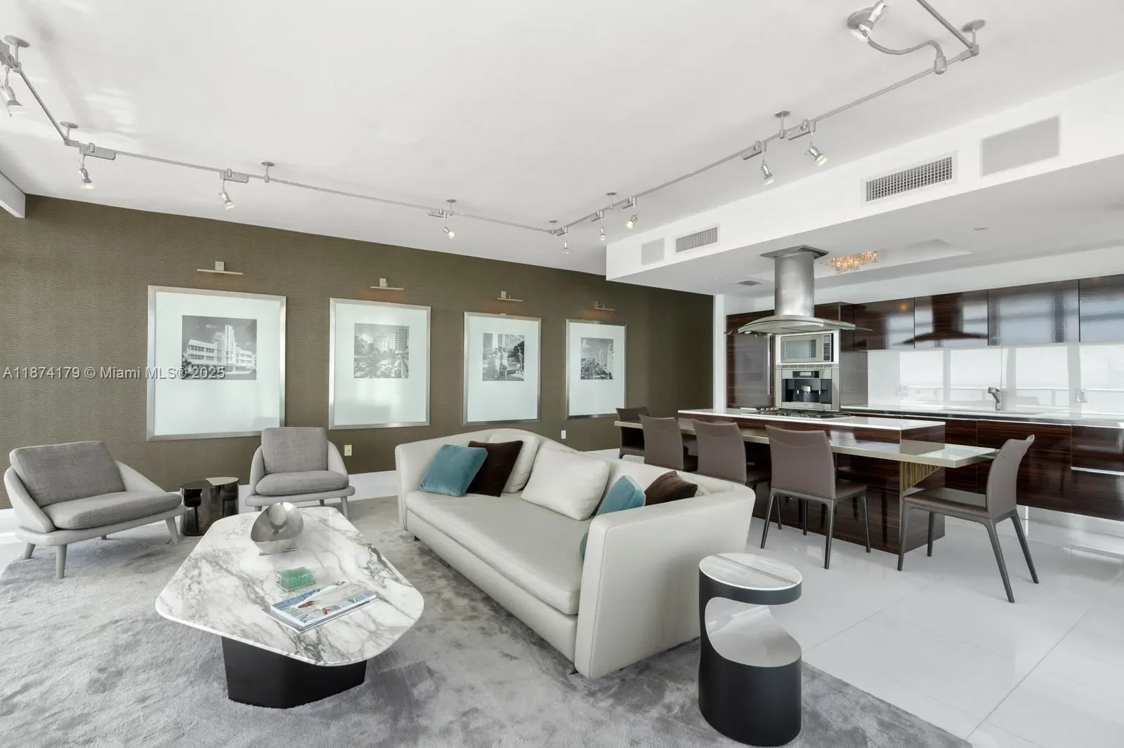 Gallery photo 2