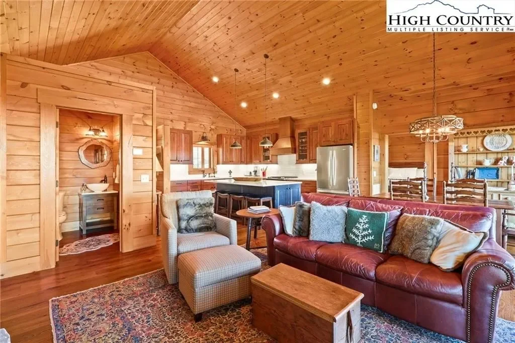 584 Grey Fox Ridge Road, Banner Elk, NC 28604, Banner Elk, North Carolina, United States. - Photo 3