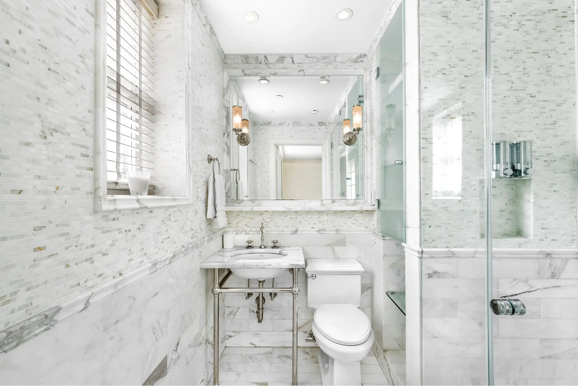 Essex House, 160 CENTRAL PARK S, New York, New York, United States. - Photo 9