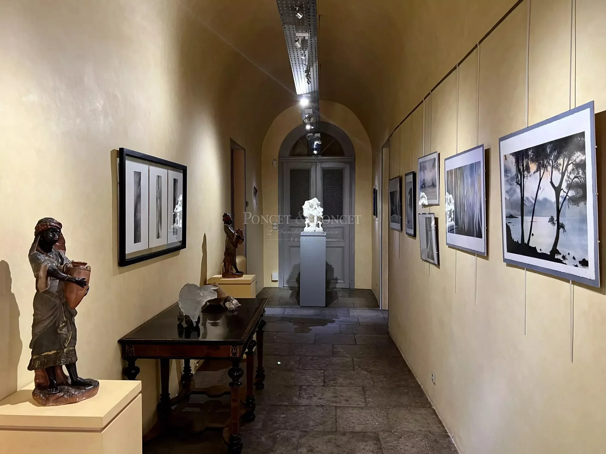 Gallery photo 9