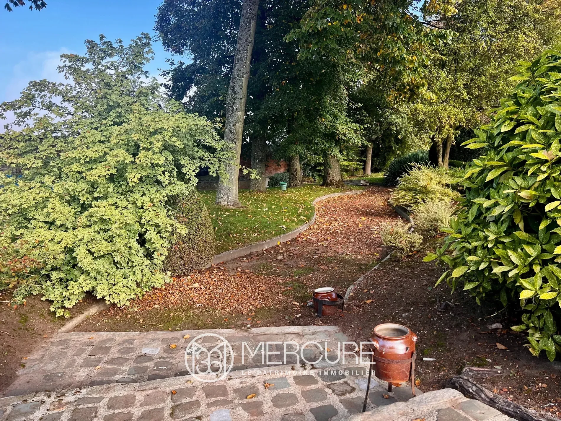 Hesdin-la-Forêt, Hauts-de-France, France. - Photo 15