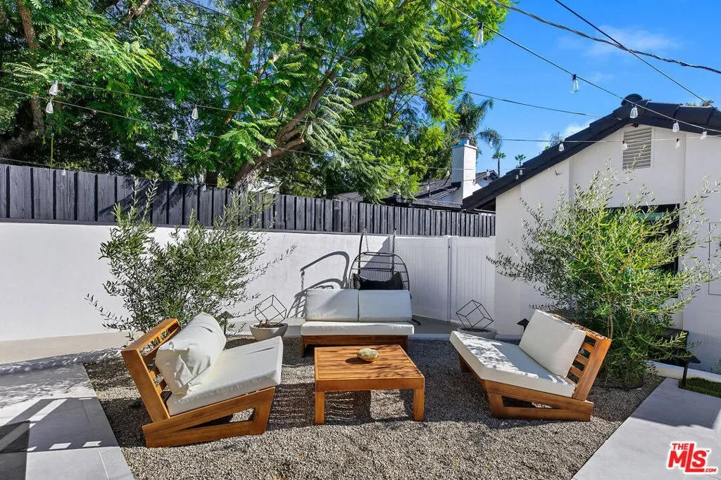 22269 Avenue San Luis, Los Angeles, California, United States. - Photo 35