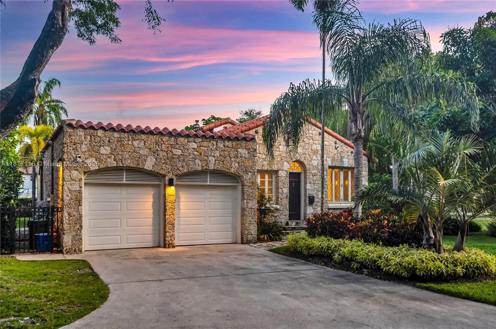 3903 Granada Blvd, Coral Gables, Florida, United States. - Photo 29