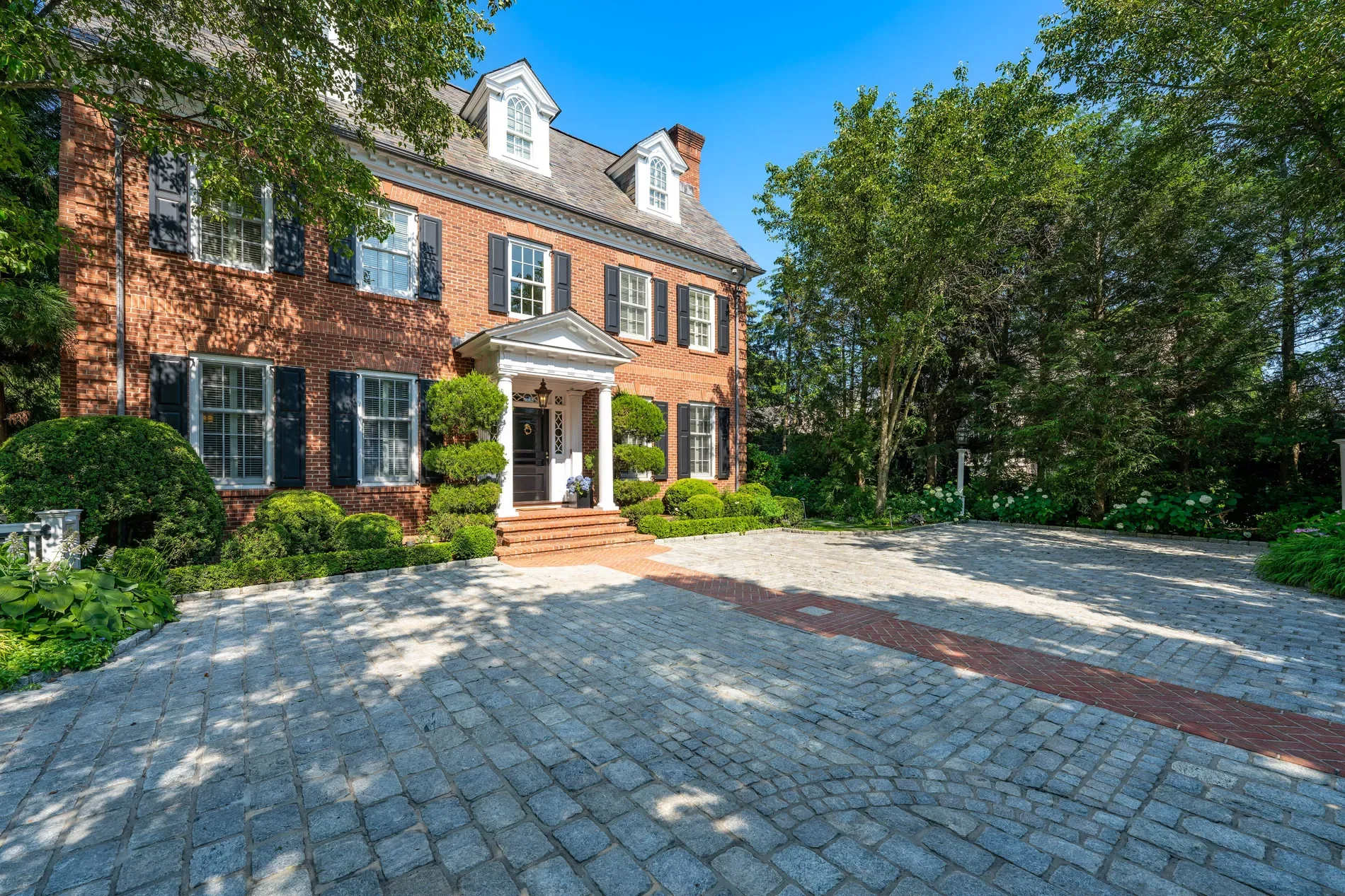 354 South Avenue, New Canaan, CT 06840, New Canaan, Connecticut, United States. - Photo 30