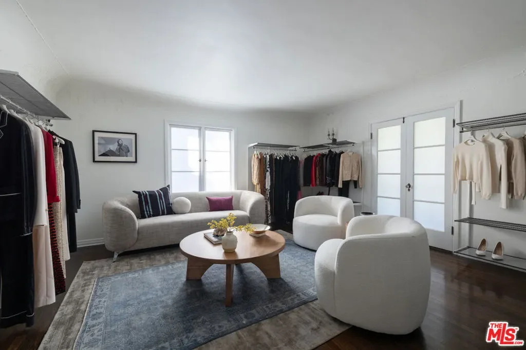 5470 Los Feliz Boulevard, Los Angeles, California, United States. - Photo 26
