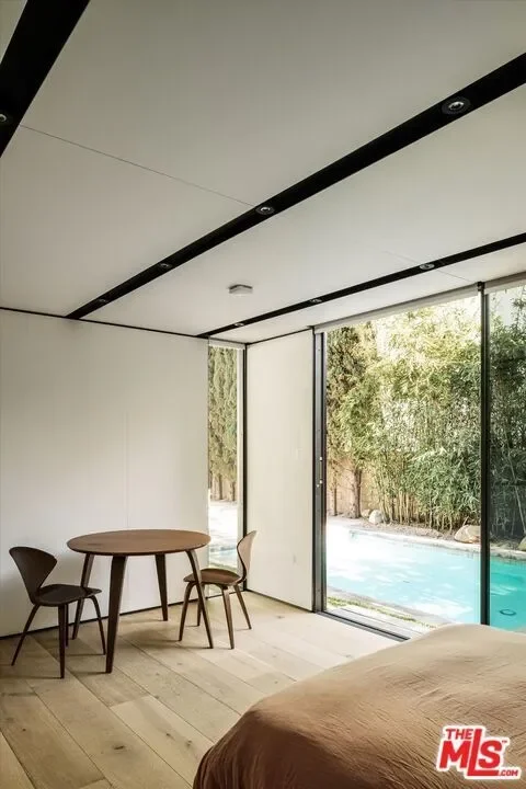 947 N Martel Avenue, Los Angeles, California, United States. - Photo 28