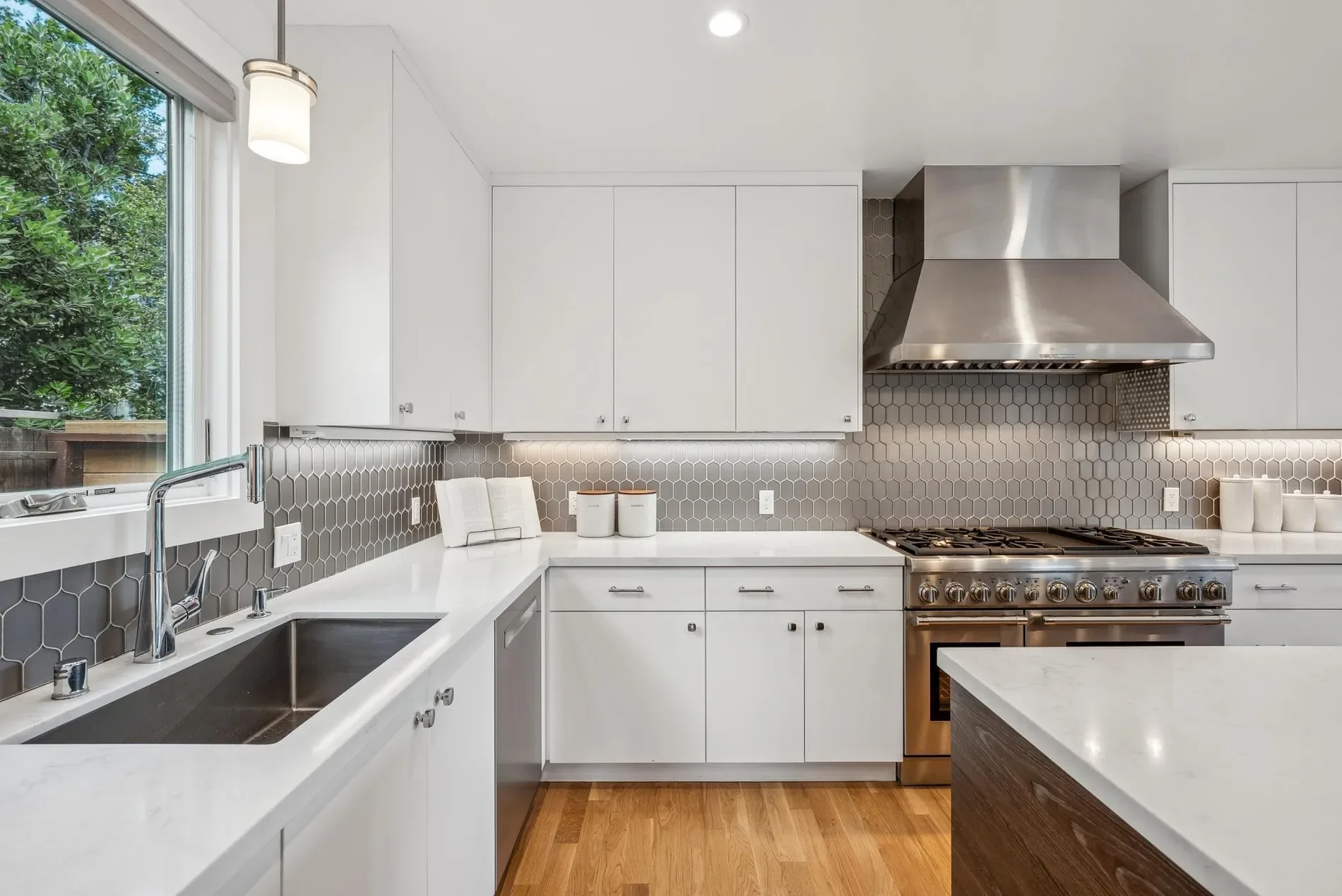 1 Millbrae Circle , Millbrae, CA 94030, Millbrae, California, United States. - Photo 6