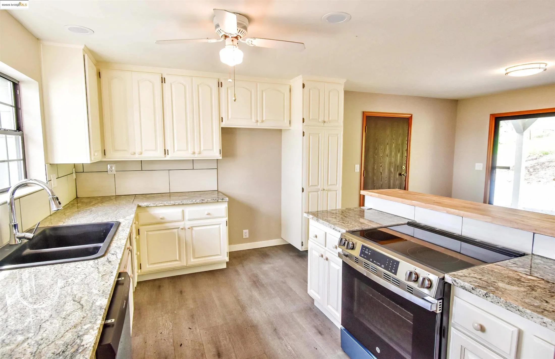 13300 Lone Bend Rd, Jamestown, California, United States. - Photo 27