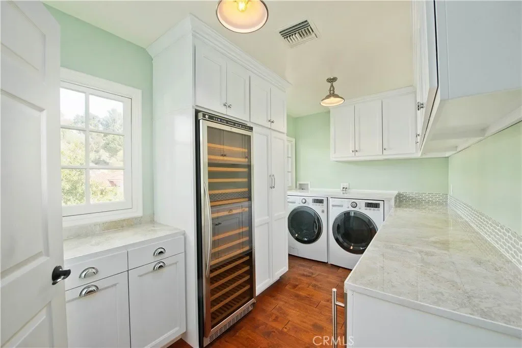 22757 Plummer Street, Chatsworth, CA, 91311, USA, Los Angeles, California, United States. - Photo 21
