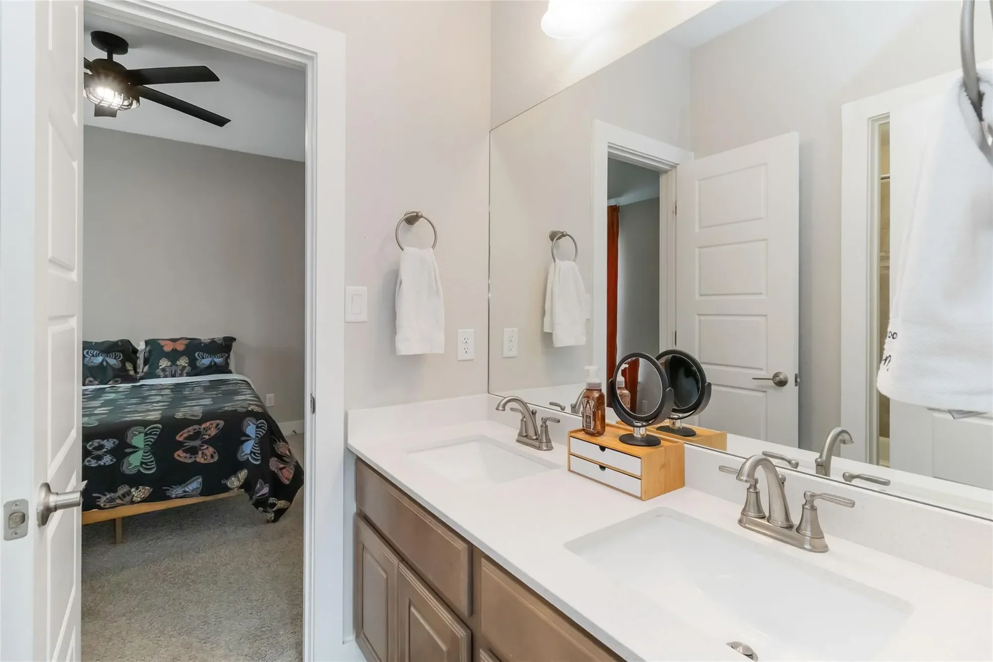 110 Buteo ST, Cedar Creek, Texas, United States. - Photo 15