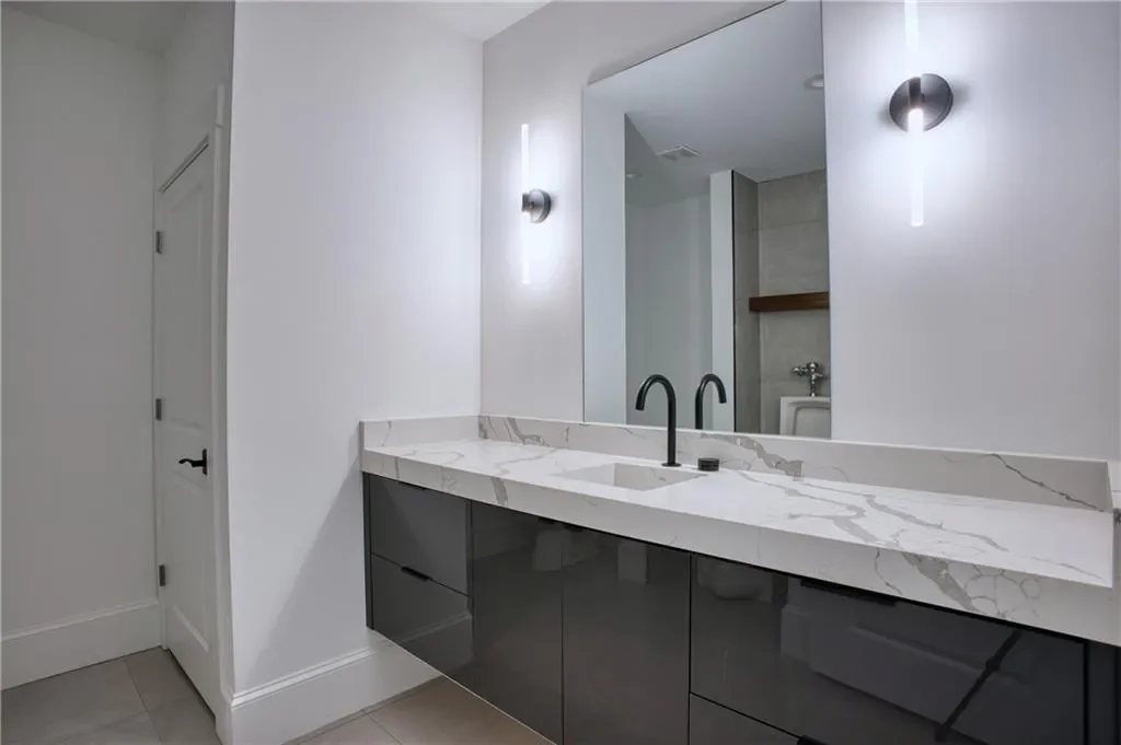 2883 W Roxboro Road NE, Atlanta, Georgia, United States. - Photo 54