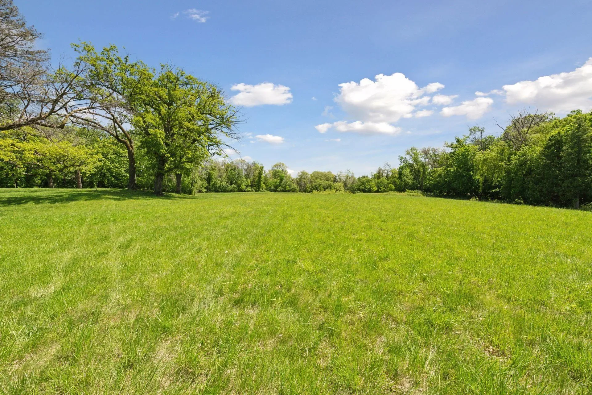 555 Bushaway Road, Wayzata, MN 55391, Wayzata, Minnesota, United States. - Photo 9