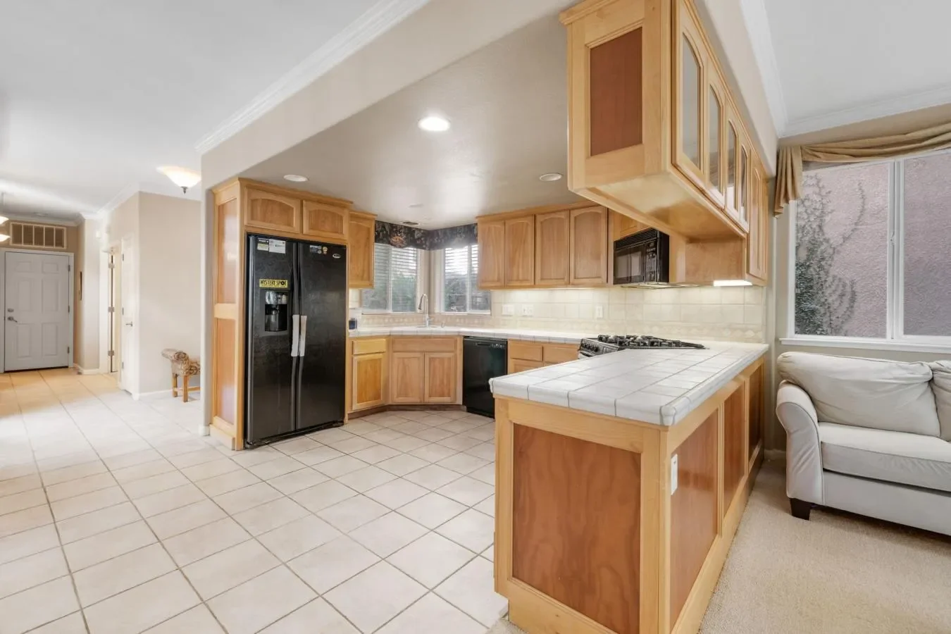 2736 Via Villaggio, Sacramento, California, United States. - Photo 12