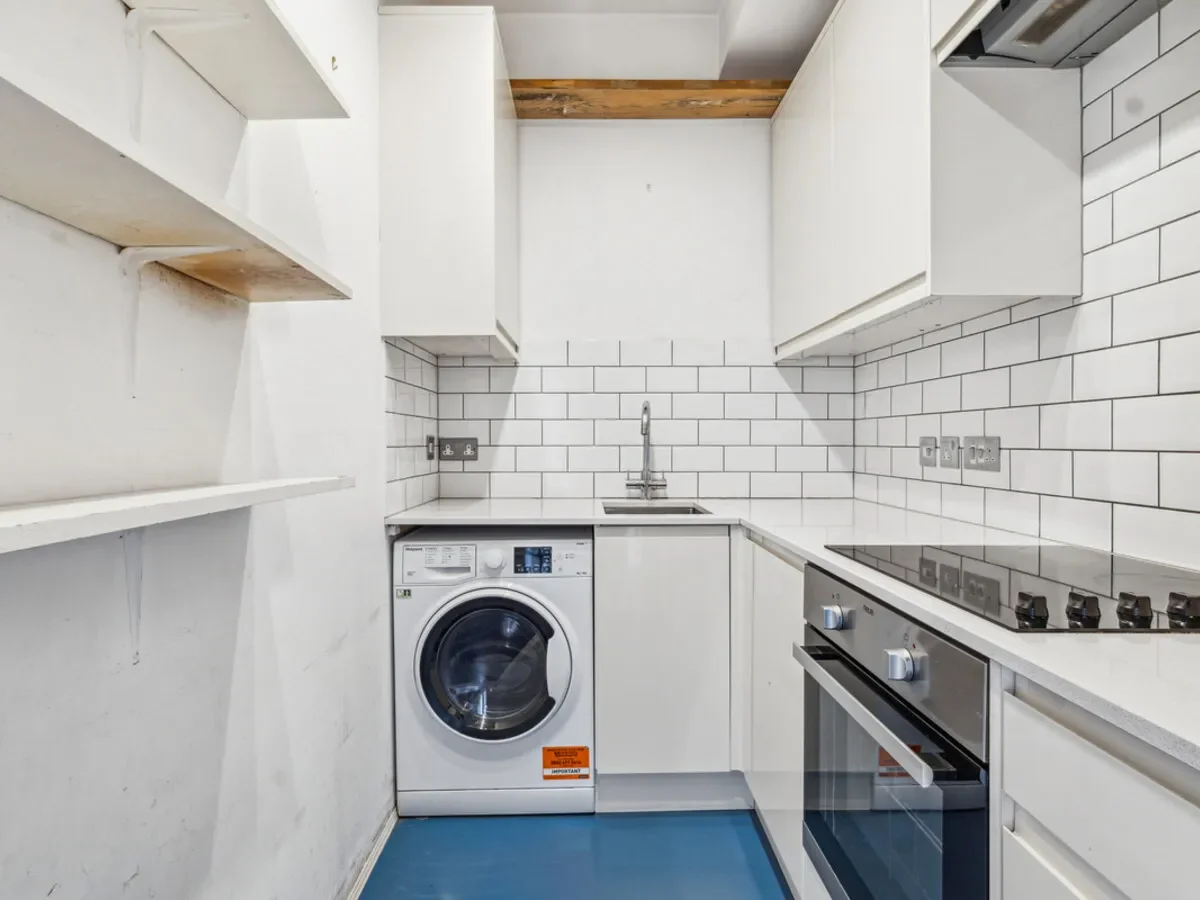 St Georges Drive, London, SW1V, London, England, United Kingdom. - Photo 6