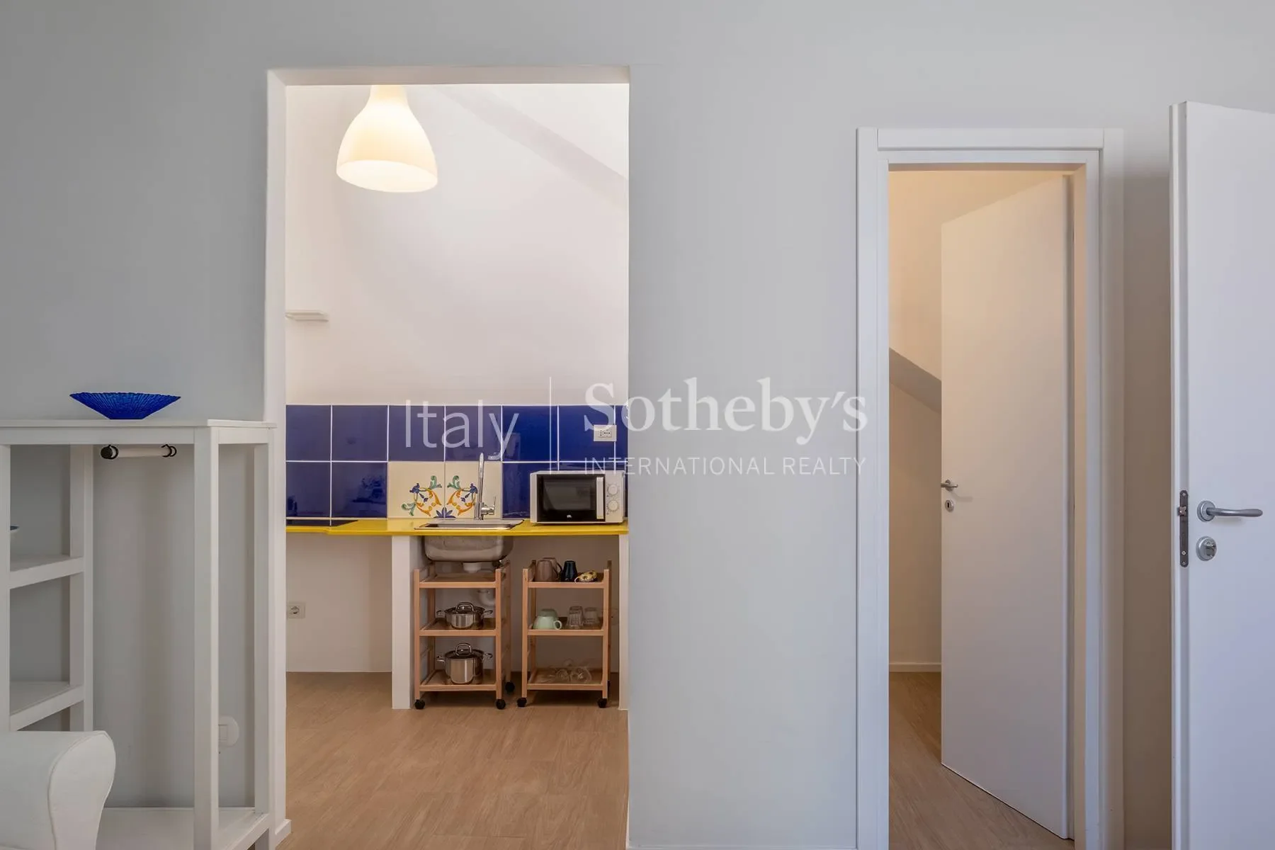 Gallery photo 4