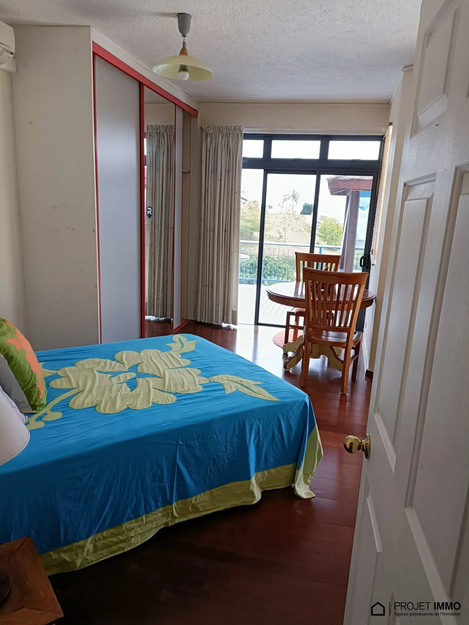 Gallery photo 12