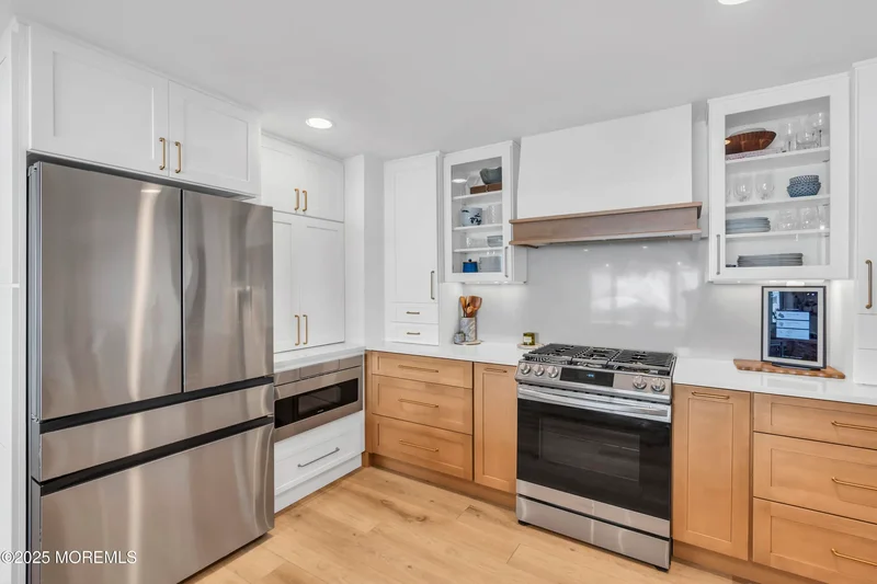 17 Winding Brook Way, Middletown, NJ 07748, North Middletown, New Jersey, United States. - Photo 6