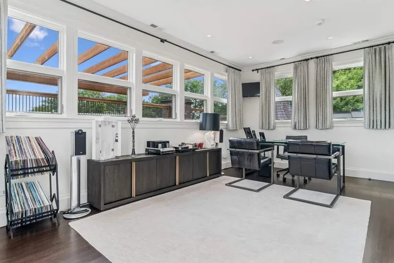 1442 W. Berteau Avenue, Chicago, IL, 60613, USA, Chicago, Illinois, United States. - Photo 42