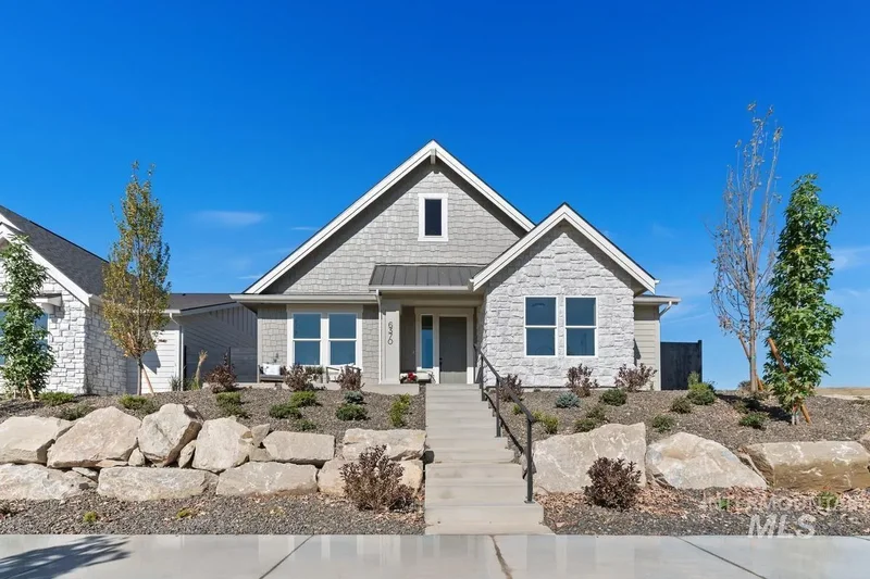 3 Bedrooms Single Family Detached