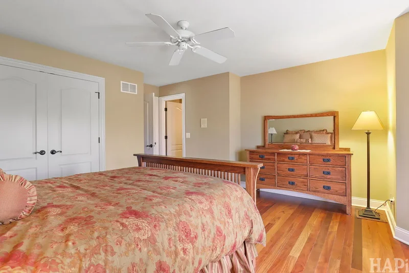 1 Terra Vita Drive, South Barrington, IL 60010, Barrington Hills, Illinois, United States. - Photo 55
