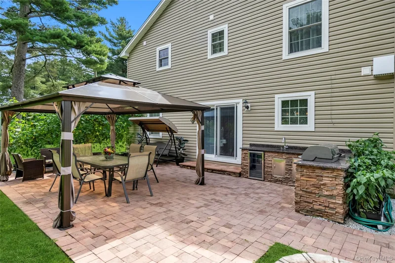 10 Field Avenue, Hicksville, NY 11801, Hicksville, New York, United States. - Photo 27