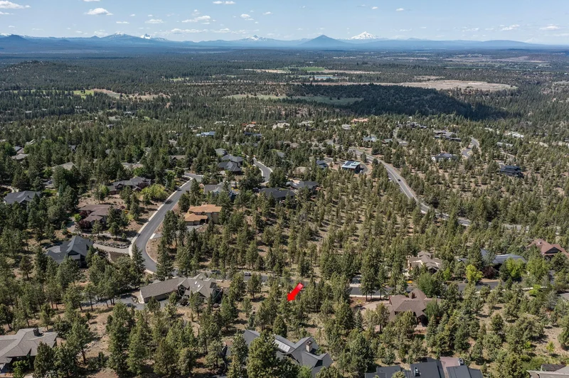 3341 NW Panorama Drive, Bend, Oregon, United States. - Photo 27