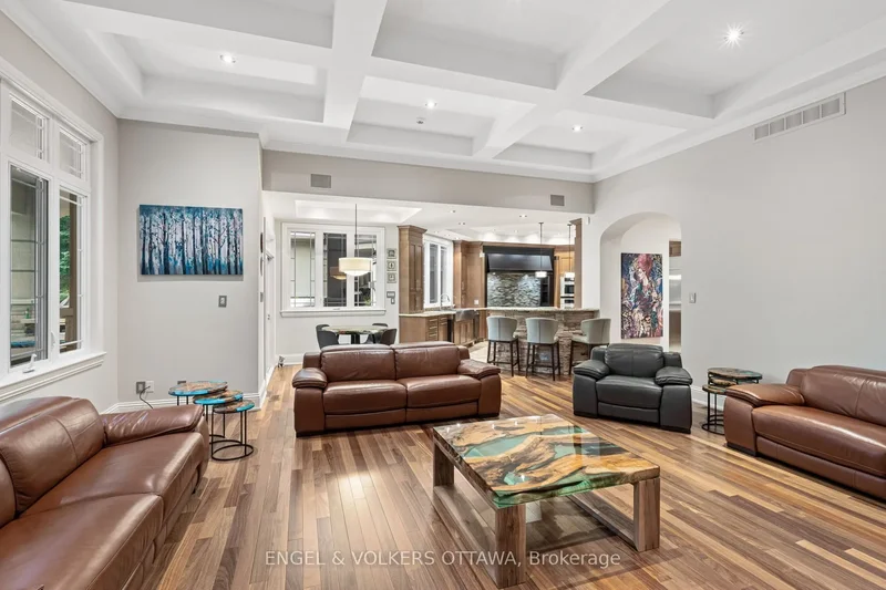 5800 Queenscourt Crescent, Ottawa, Ontario, Canada. - Photo 36