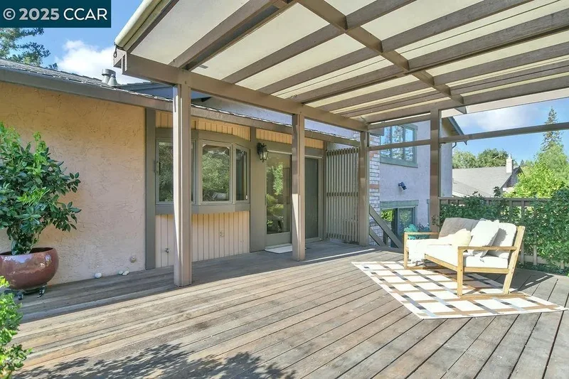 916 Calle Verde, Martinez, California, United States. - Photo 38