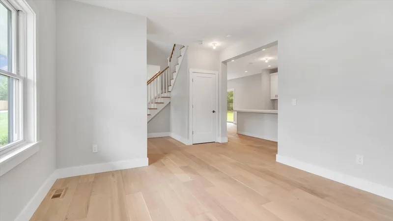 5B Fanning Ave, Hampton Bays, New York, United States. - Photo 18
