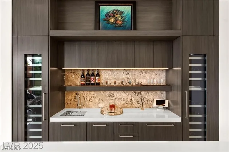387 Solitude Peak Lane, Henderson, Nevada, United States. - Photo 6