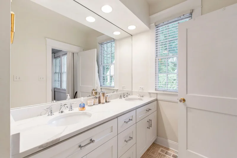 2328 Byrd Street , Raleigh, NC 27608, Raleigh, North Carolina, United States. - Photo 33