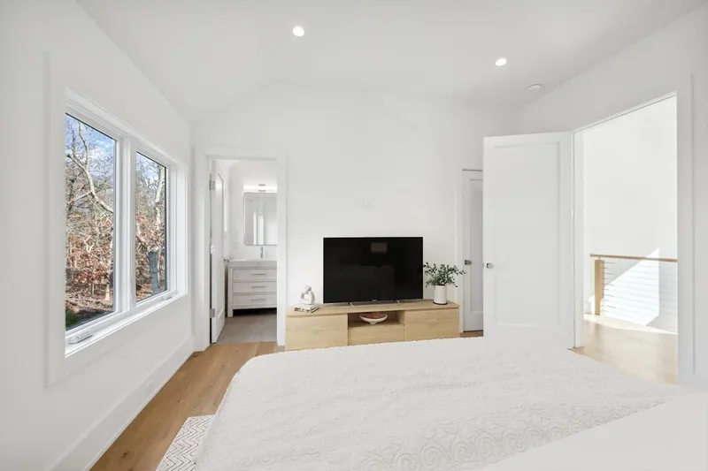 10 Broadwood Ct, Wainscott, New York, United States. - Photo 25