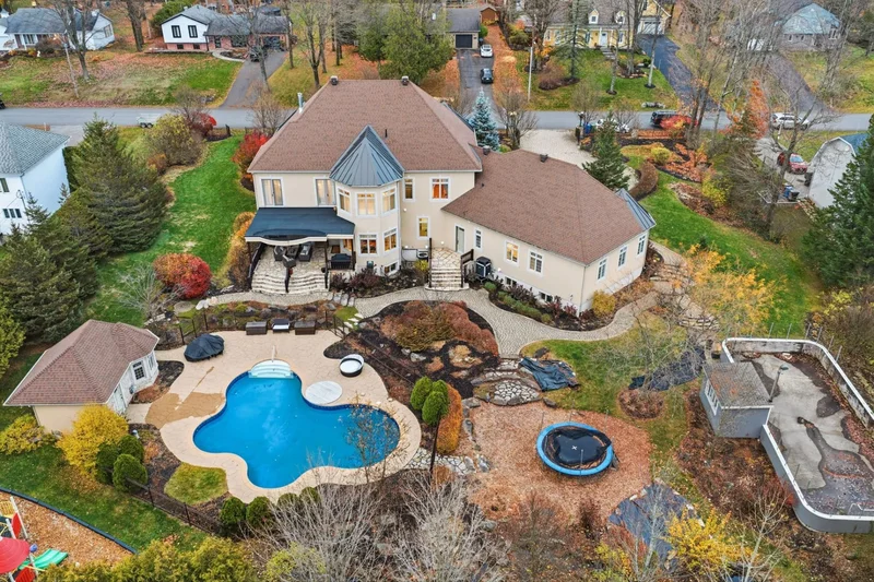 240 Rue Harvey, Granby, Quebec, Canada. - Photo 81