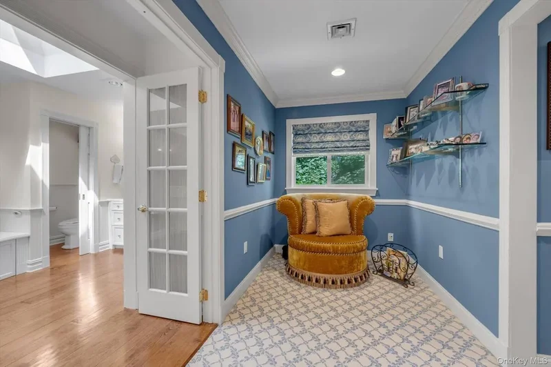 8 Briarfield Drive, Great Neck, New York, United States. - Photo 23
