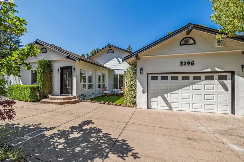 3296 Walnut Ln, Lafayette, California, United States. - Photo 14