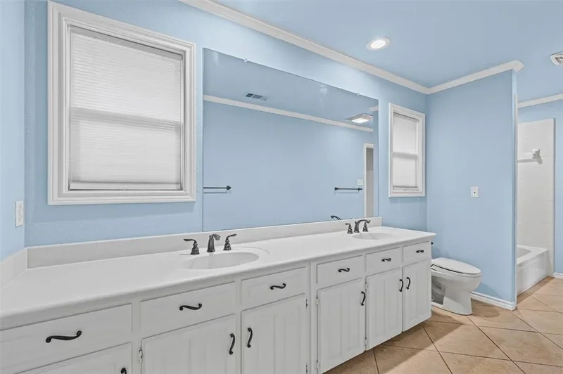 6207 Walnut Hill Lane, Dallas, Texas, United States. - Photo 24