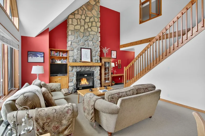 197 Ch. de la Forêt 8, Mont-Tremblant, Quebec, Canada. - Photo 14
