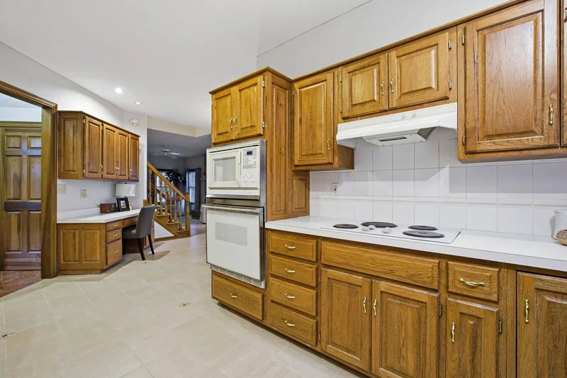 3441 Sunset Drive, Upper Arlington, OH 43221, Columbus, Ohio, United States. - Photo 15