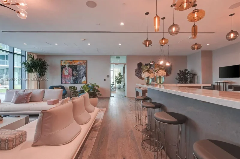 650 NE 32nd St BH7, Miami, Florida, United States. - Photo 43