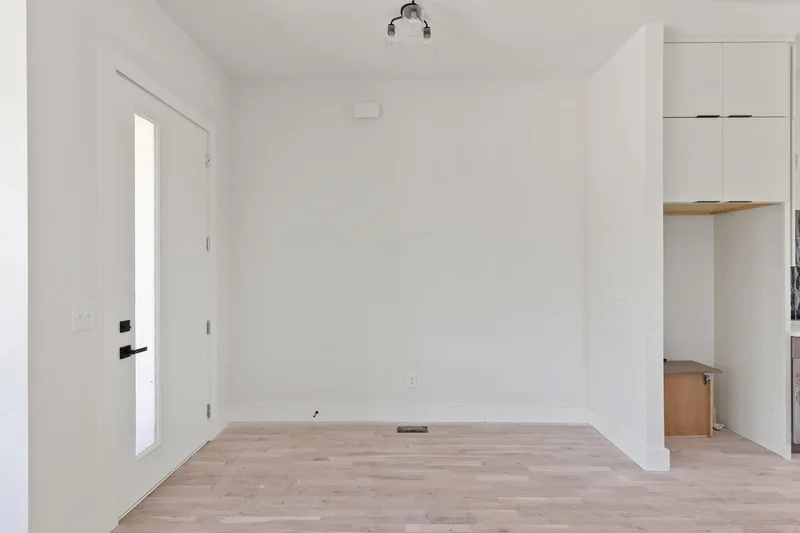1016 W Trinity Ln 20, Nashville, Tennessee, United States. - Photo 32